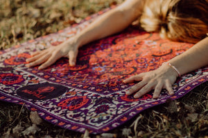 Non-slip and environmentally friendly yoga mats. Your yoga shop for sustainable yoga mats & yoga accessories. Discover your new PU yoga mat, microfiber yoga mat or cork yoga mat. Natural rubber base.